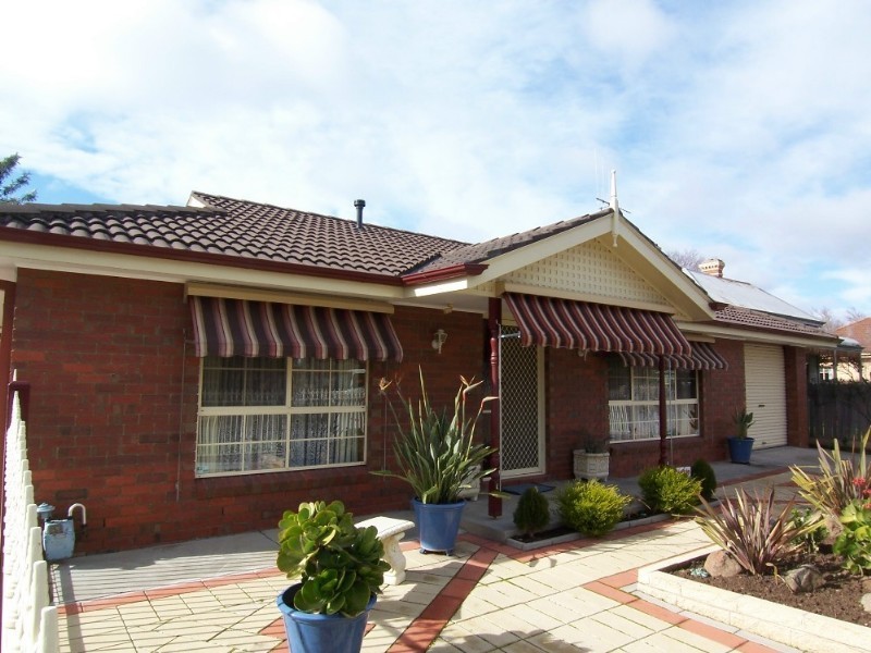 1/49 Sternberg Street, Kennington VIC 3550