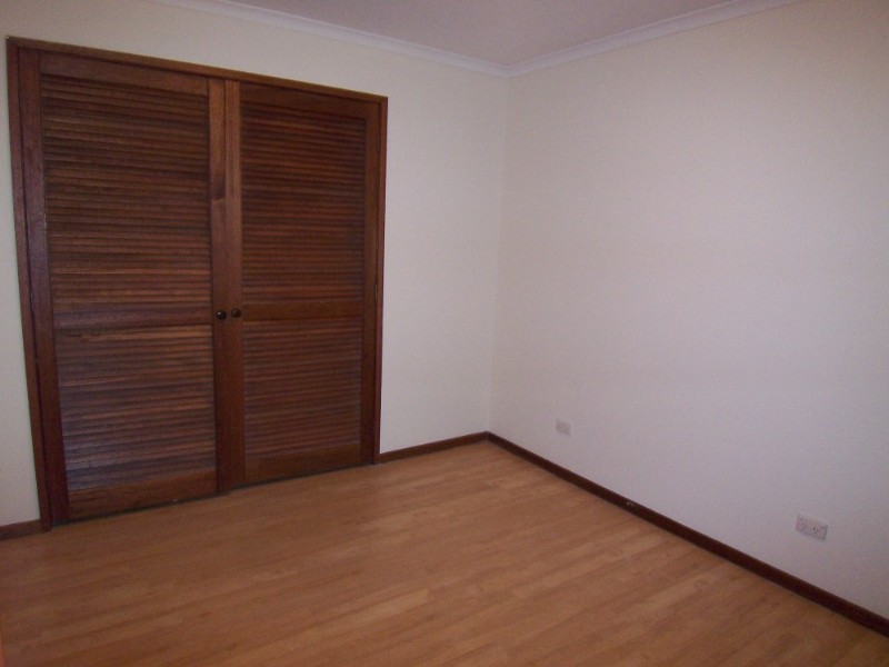 10 Sharon Street, Flora Hill VIC 3550