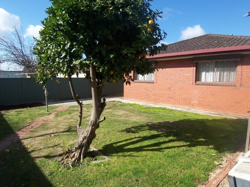 39 Nelson Street, California Gully VIC 3556