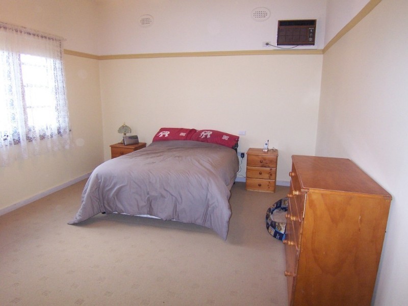 40 Havlin Street West, Flora Hill VIC 3550