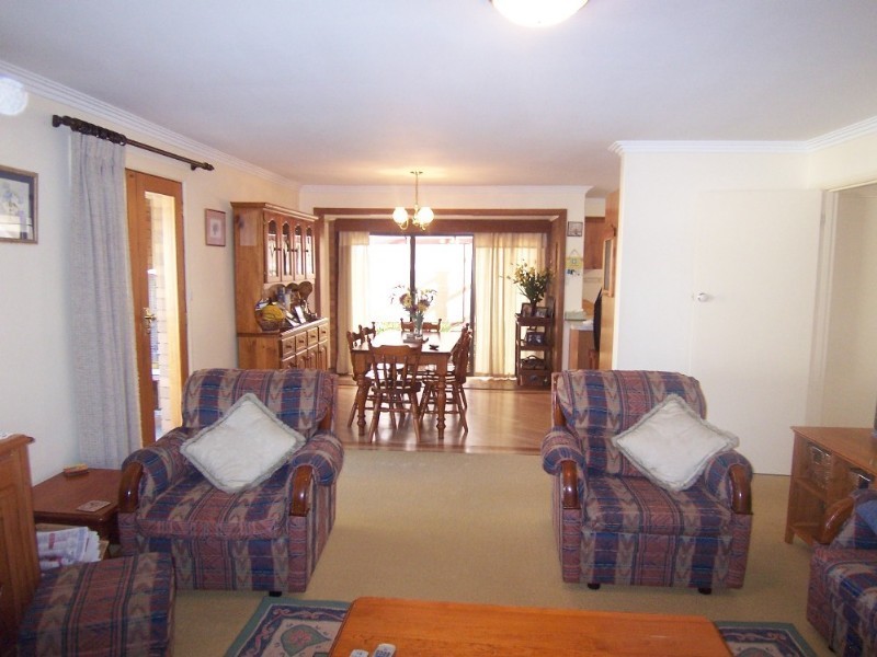 23 Wallaby Avenue, Kangaroo Flat VIC 3555