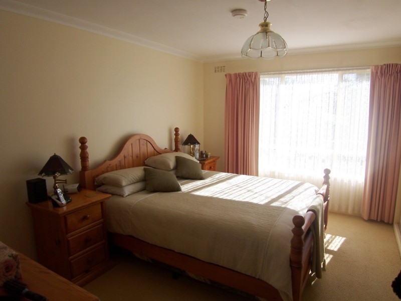 23 Wallaby Avenue, Kangaroo Flat VIC 3555