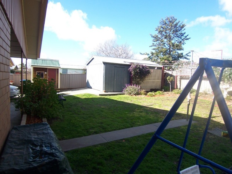 23 Wallaby Avenue, Kangaroo Flat VIC 3555