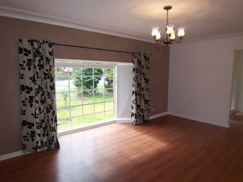 36 Steane Street, Kennington VIC 3550