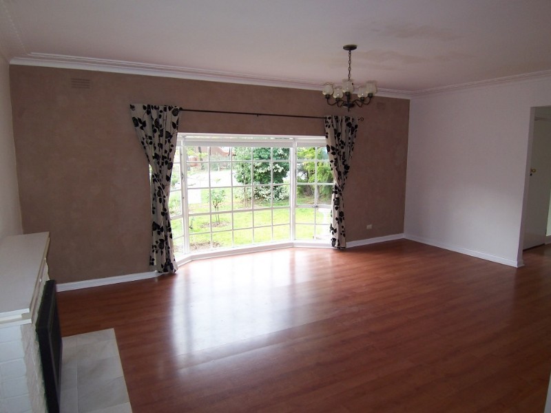 36 Steane Street, Kennington VIC 3550