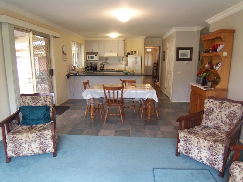 9 Penzance Avenue, Golden Square VIC 3555