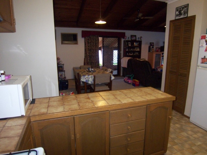 114 Crusoe Road, Kangaroo Flat VIC 3555