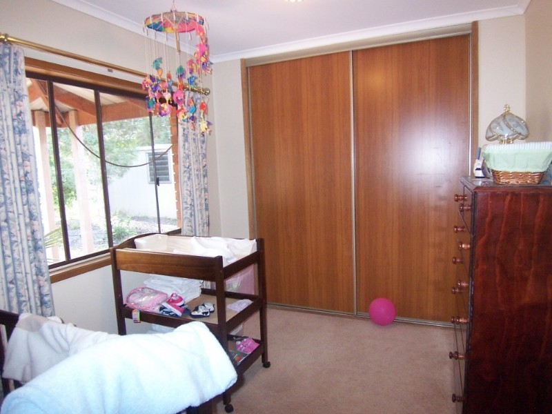 114 Crusoe Road, Kangaroo Flat VIC 3555