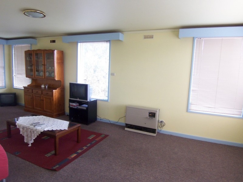 57 Race Street, Flora Hill VIC 3550