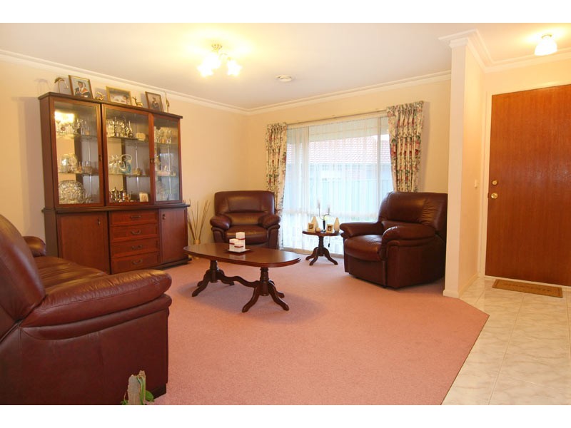 7 Barwon Drive, Strathdale VIC 3550