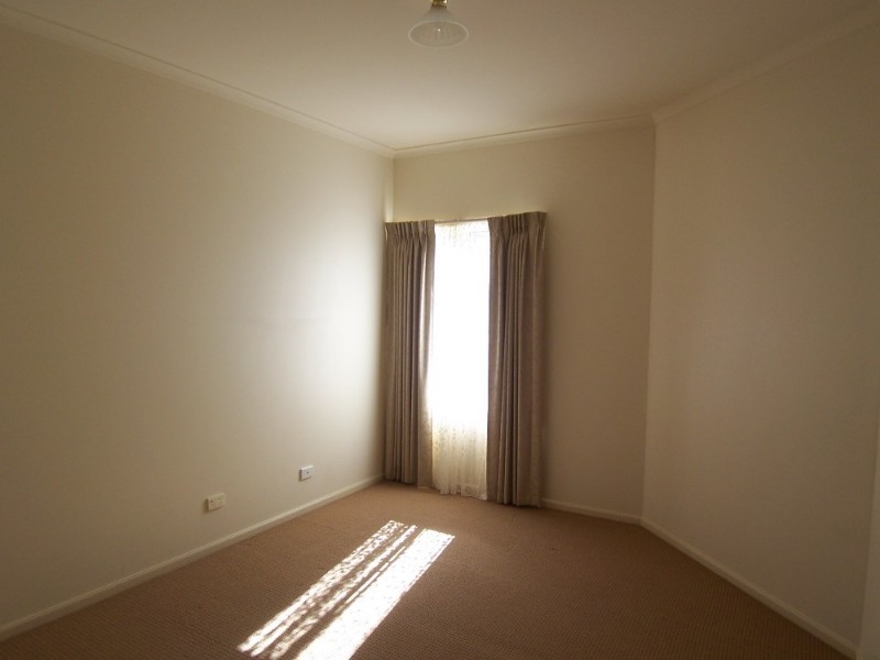 15 Chantelle Court, Kangaroo Flat VIC 3555