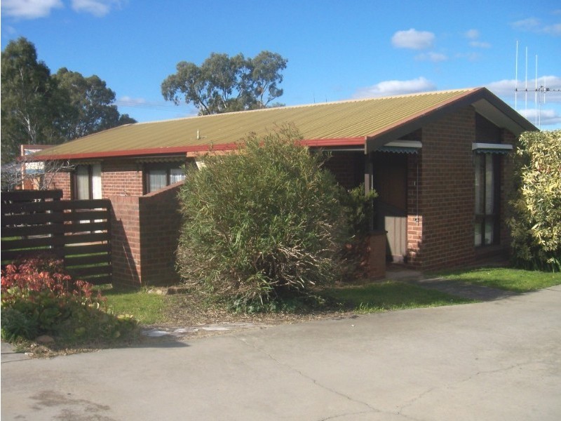 1/127 MacKenzie St West, Golden Square VIC 3555