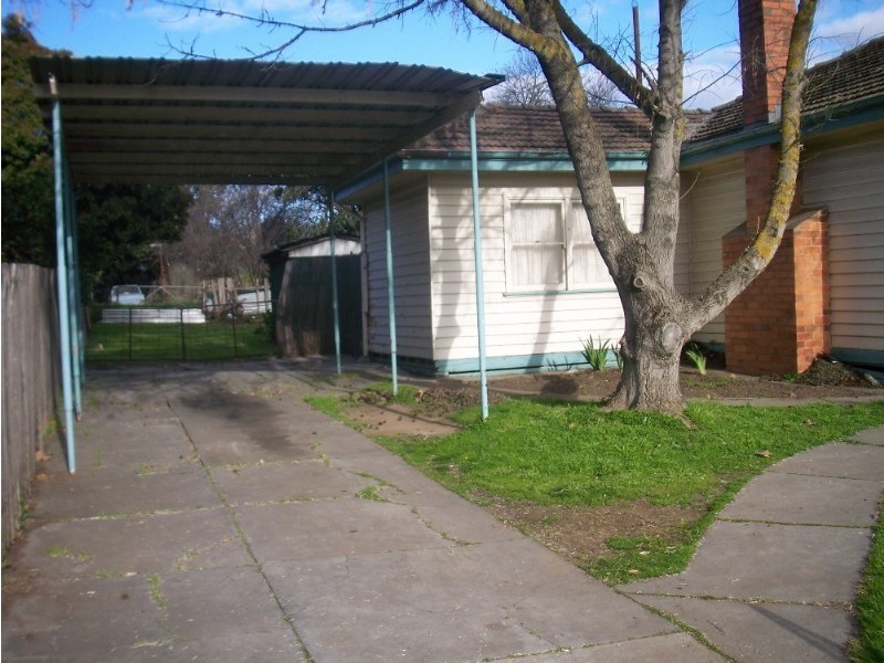 Golden Square VIC 3555