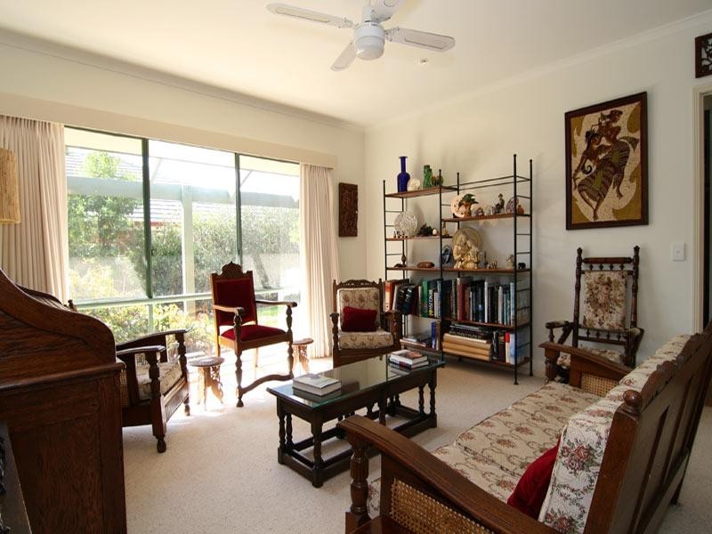13 Bourke Drive, Strathdale VIC 3550
