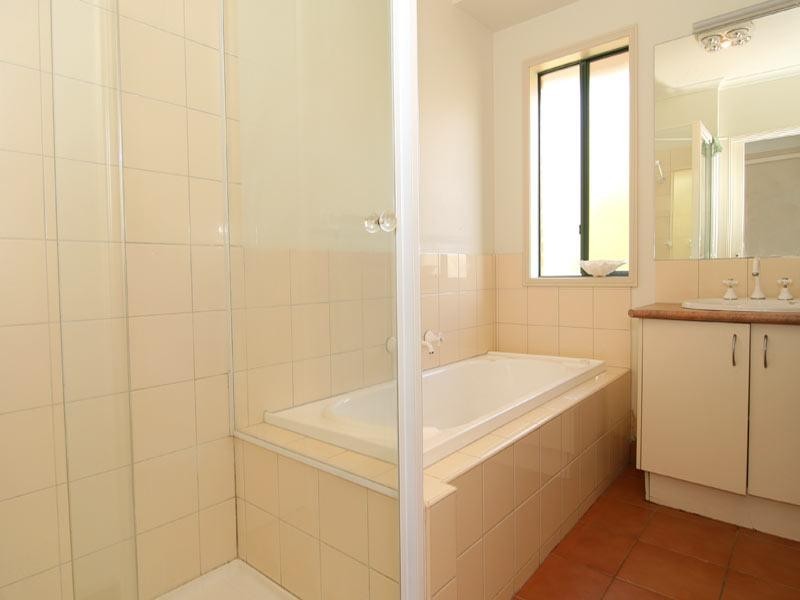 13 Bourke Drive, Strathdale VIC 3550