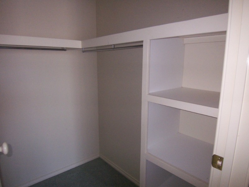 2 Robins Court, Epsom VIC 3551