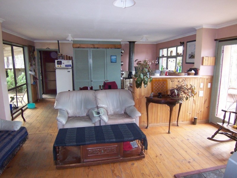 43 Curtis Road, Axe Creek VIC 3551