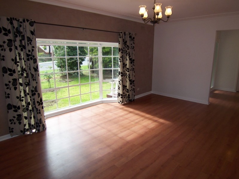 36 Steane Street, Kennington VIC 3550