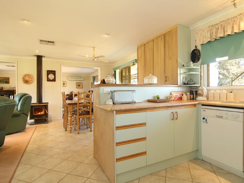 21 Glendale Drive, Bagshot VIC 3551