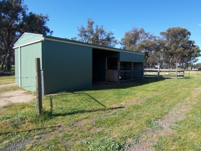 21 Glendale Drive, Bagshot VIC 3551