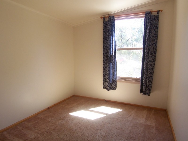 35 Greenwood Drive, Strathdale VIC 3550