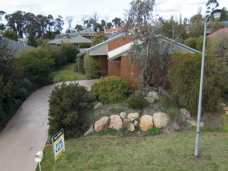 13 Bourke Drive, Bendigo VIC 3550