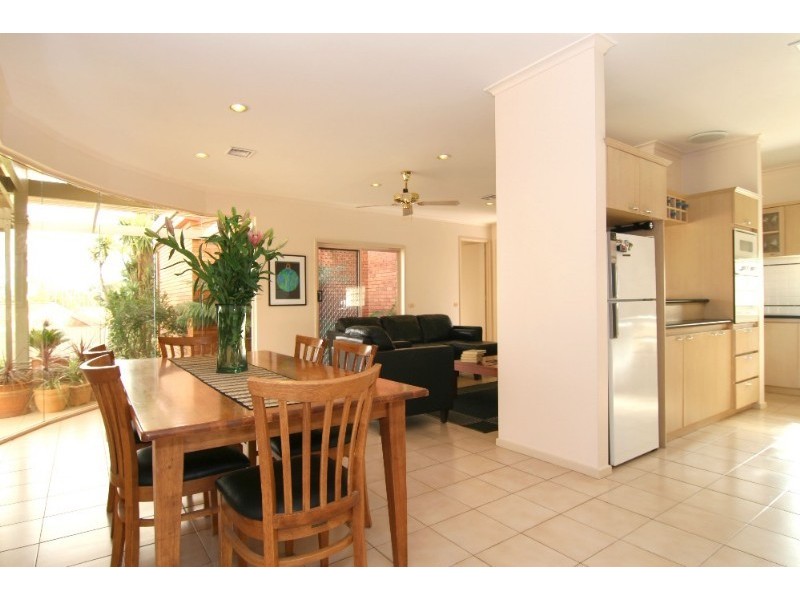 17 Mayfield Parade, Bendigo VIC 3550