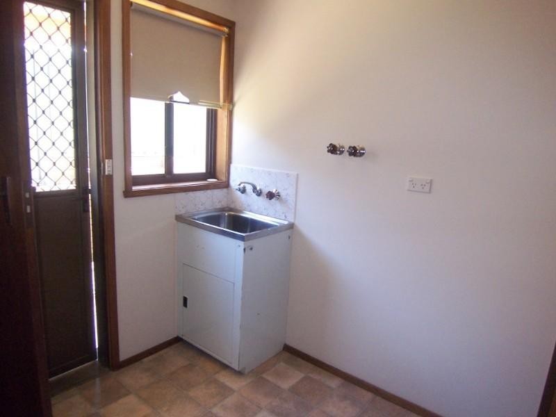 2/80 Lowndes Street, Kennington VIC 3550