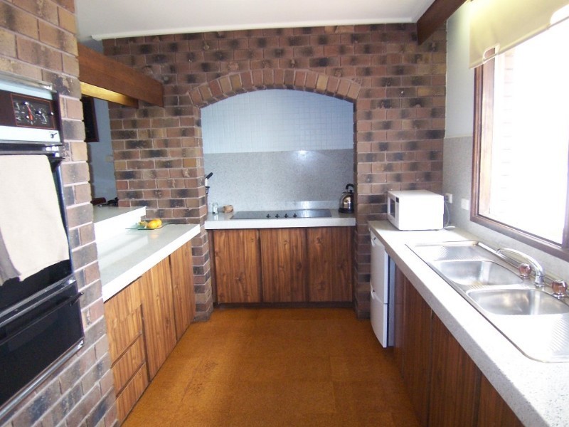 9 Kirkwood Road, Eaglehawk VIC 3556