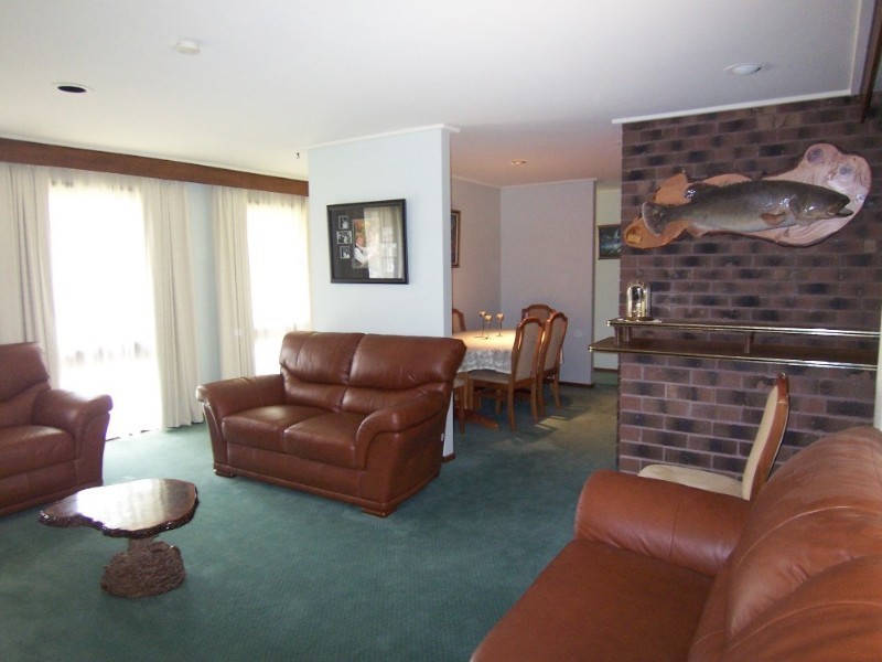 9 Kirkwood Road, Eaglehawk VIC 3556