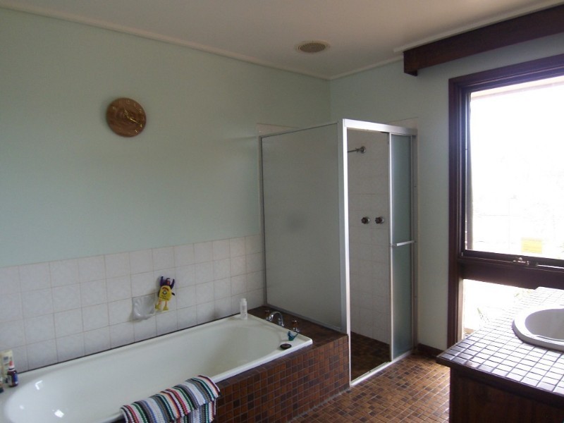 9 Kirkwood Road, Eaglehawk VIC 3556