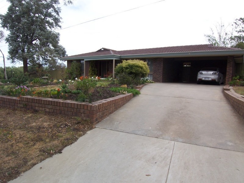 9 Kirkwood Road, Eaglehawk VIC 3556