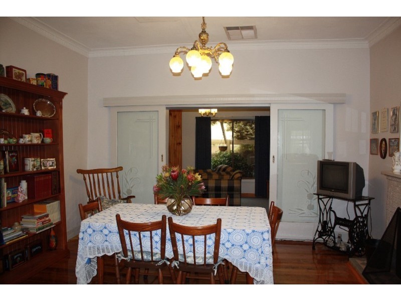 14 Nelson Street, California Gully VIC 3556