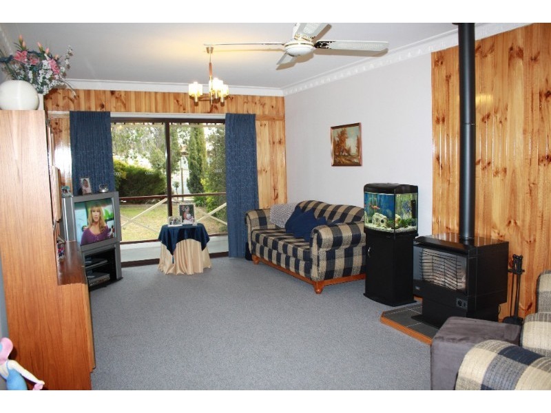 14 Nelson Street, California Gully VIC 3556