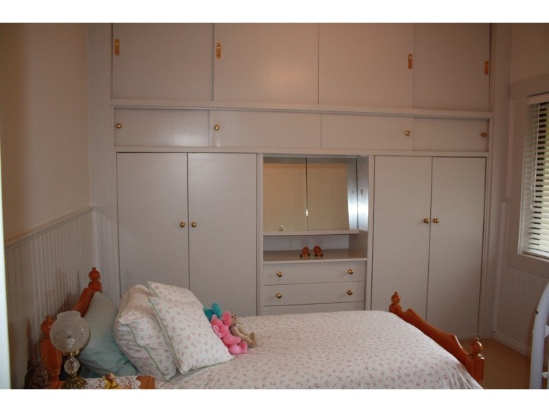 14 Nelson Street, California Gully VIC 3556