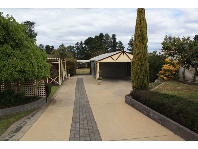 14 Nelson Street, California Gully VIC 3556