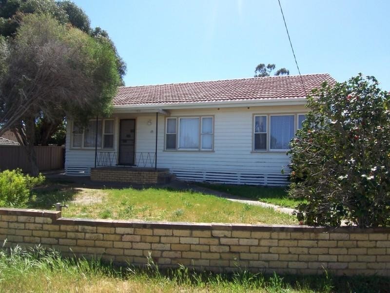 15 Towers Street, Flora Hill VIC 3550