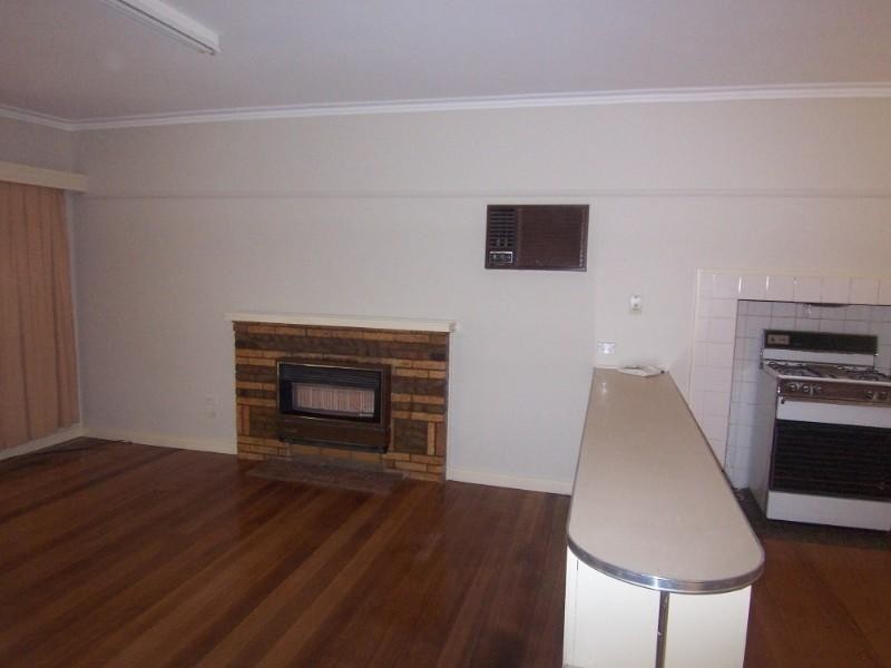 15 Towers Street, Flora Hill VIC 3550