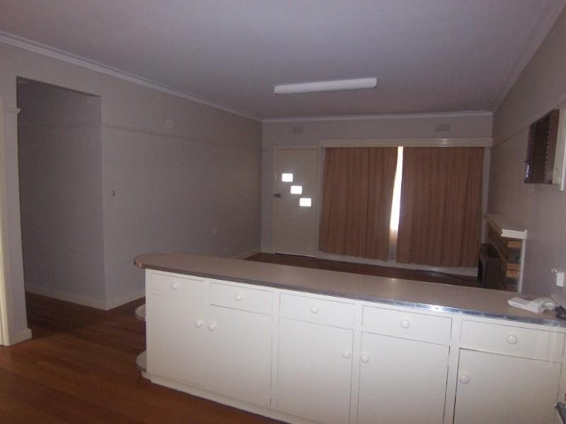 15 Towers Street, Flora Hill VIC 3550