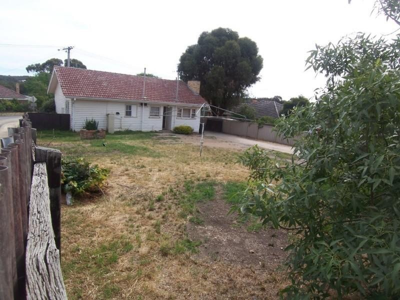 15 Towers Street, Flora Hill VIC 3550