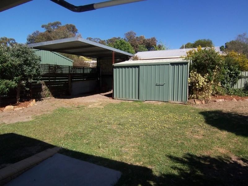 100 Crusoe Road, Kangaroo Flat VIC 3555