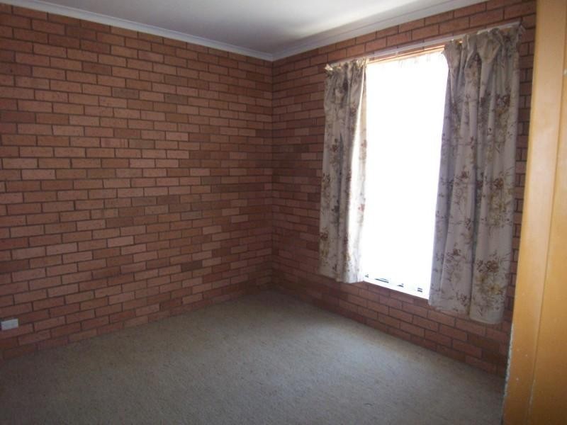 2/154 Harley Street, Strathdale VIC 3550