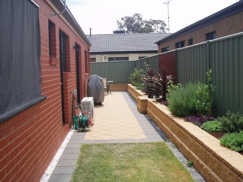 85 Osborne Street, Flora Hill VIC 3550