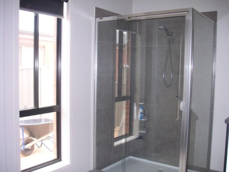 55 Browning Street, Kangaroo Flat VIC 3555