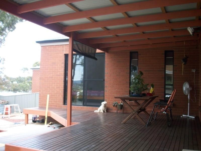 55 Browning Street, Kangaroo Flat VIC 3555