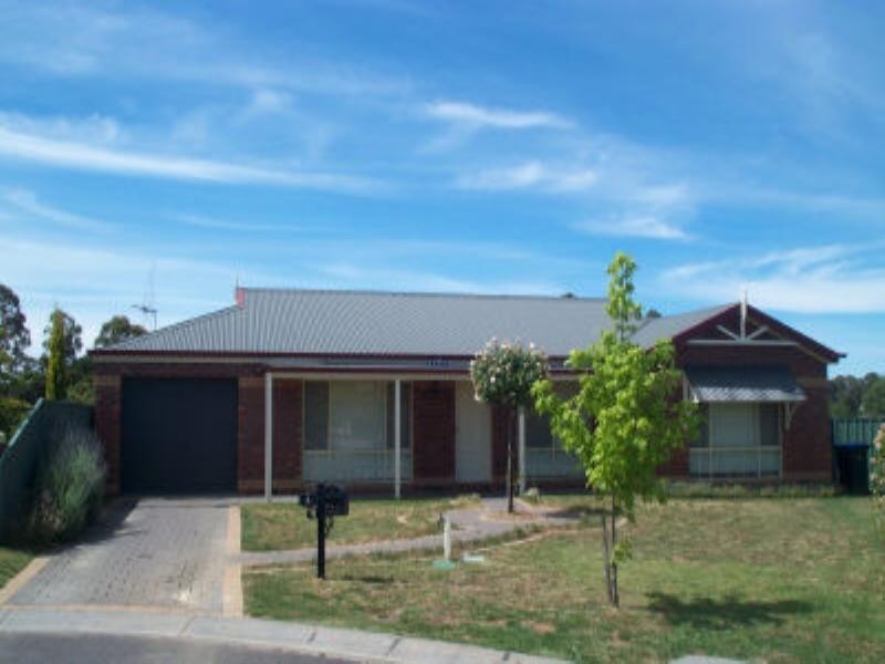 6 Brooke Court, Strathdale VIC 3550
