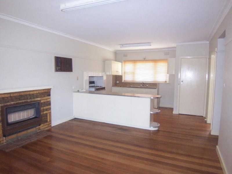 15 Towers Street, Flora Hill VIC 3550