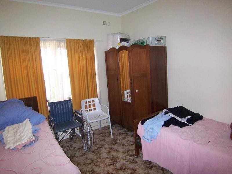 2 Churchill Avenue, Flora Hill VIC 3550