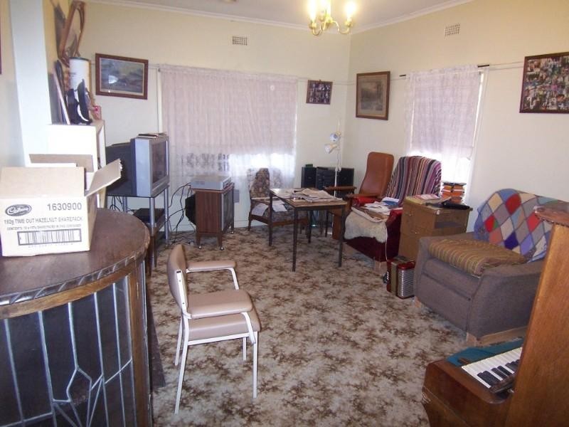 2 Churchill Avenue, Flora Hill VIC 3550