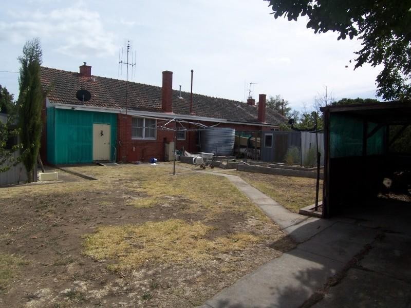 2 Churchill Avenue, Bendigo VIC 3550